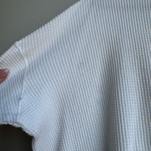 $5/$25 Offline Aerie Voop Oversized Waffle Henley Relaxed Fit Size Small White - Picture 5 of 7